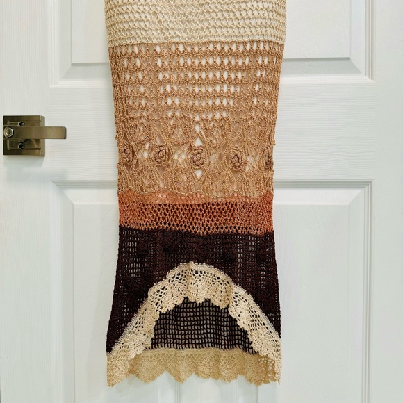 Beautiful Vintage Crocheted Dress! - Picture 4 of 8